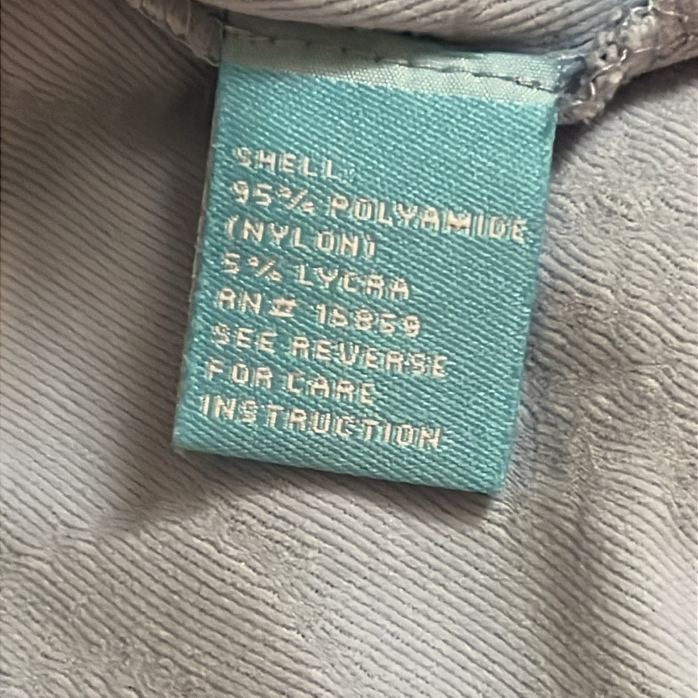 J. McLaughlin top, size XL. Light blue with short sleeves. - Picture 7 of 8